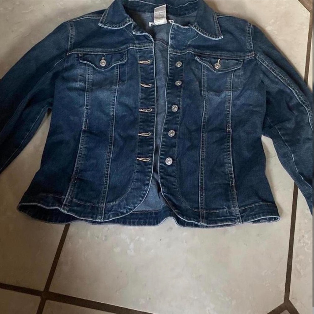 Beautiful Vintage A.M.I Denim Jacket Size Small